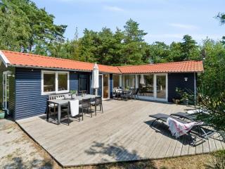Holiday Home Sylvie - 400m from the sea by Interhome - 5