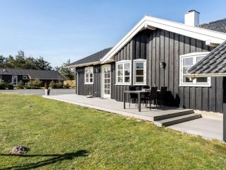 Holiday Home Djuna - 550m from the sea by Interhome - 4