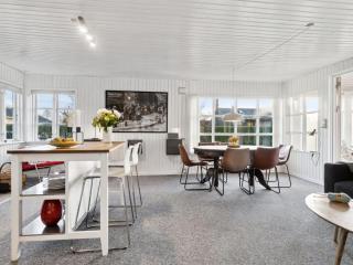 Holiday Home Nantje - 300m from the sea by Interhome - 2