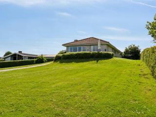 Holiday Home Matthias - 300m from the sea by Interhome - 6