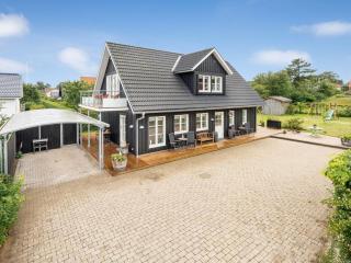 Holiday Home Brune - 330m from the sea by Interhome - 0