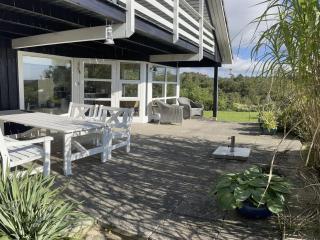 Holiday Home Asmod - 450m from the sea by Interhome - 5