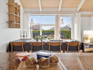 Holiday Home Annegret - 200m from the sea by Interhome - 3