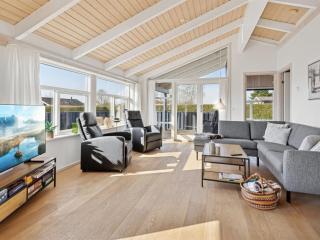 Holiday Home Annegret - 200m from the sea by Interhome - 8