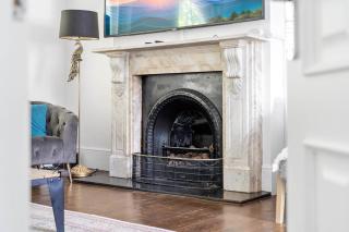 Royal Oak House 3BR Near City Centre - 4