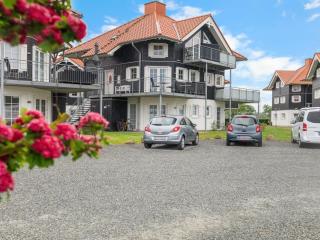 Apartment Ismo - 350m from the sea by Interhome - 2
