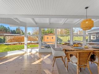 Holiday Home Tayana - 500m from the sea by Interhome - 4