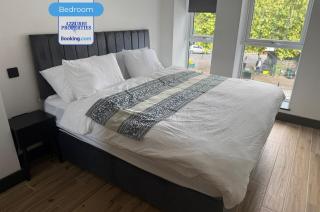 Short Stays at High Road By Azzurri Properties Short Lets & Serviced Accommodation North Finchley With WiFi - 9