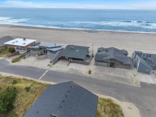 Barnacle Bills - 7