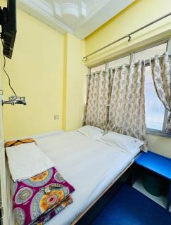 RR Guest House - 4
