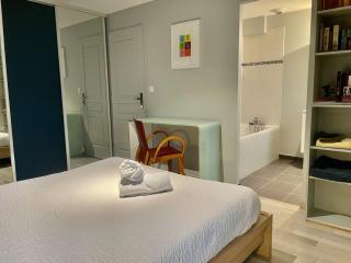 Le Retro & Pierres Dorées - 8