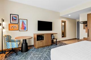 Hampton Inn Daleville - 5