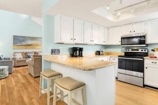 Perrin Place J - 3rd Row - Ocean Drive Section - 3