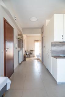 Eagles Nest Panoramic SeaView Apartment - 5