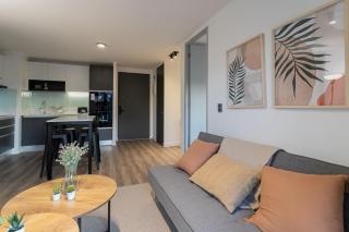 Luminous Apartment for 5 Ricardo Lyon - 1
