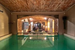 Party ClubHouse with Bar, Panoramic Pool & Sauna - 7