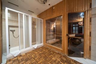 Party ClubHouse with Bar, Panoramic Pool & Sauna - 1