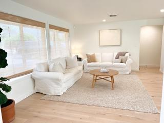 Harlow House - 7