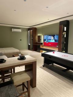 استديو كبير فاخر مع فناء خارجي ومدخل خاص - 5