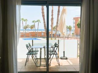 Beautiful Flat In Front the sea - 9