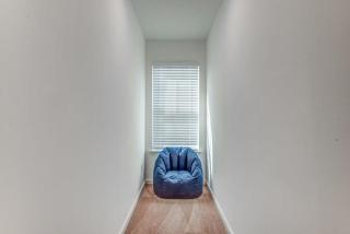 High Point Terrace Escape 6 - 7