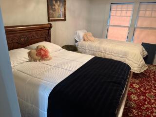 Grits and Grace Inn - 8