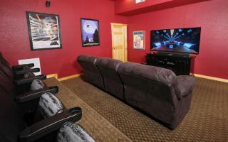 Beavers Treehouse - Private Pool with Sauna, Outdoor Hot Tub, Game Room, + Theater Room - 7