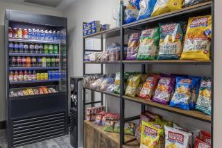 Best Western Plus Chocolate Lake Hotel - Halifax - 1