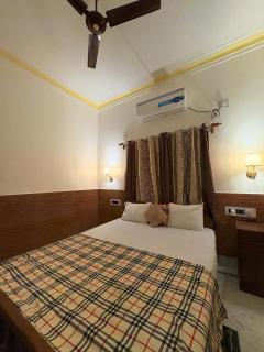 Kolkata Vintage Stay - 2BHK with Bengali Home Vibe - 8