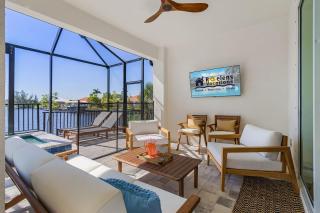 Dive into Fun & Relaxation at Waterfront Paradise - Sunset Haven - 8