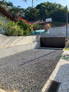 Casa ampla com área externa e estacionamento - 5