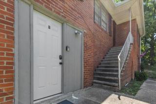 Broadmoor Bungalow - Unit B - 7