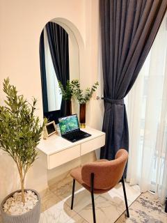 A Tranquil Studio in Airport Residential with Pool - The Essence - 8