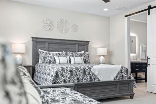 50 8th Avenue - 2