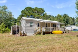 11 Mi to ICW Coastal Carolina Home with Pool Access - 7