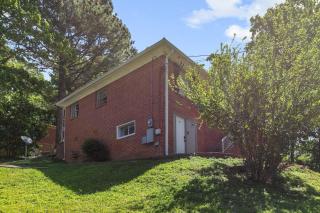 Broadmoor Bungalow - Both Units - 8