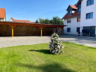 Ferienwohnung Bertchen - barrierefrei mit Südterrasse und Carport in ruhiger Altstadtlage von Ballenstedt - 1