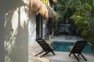 Private Villa with Pool and Garden in La Veleta - 3