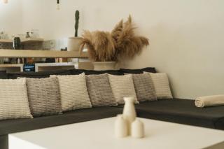 Private Villa with Pool and Garden in La Veleta - 7
