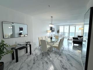 Oceanfront Luxury Miami Escape Pool&Gym - 8