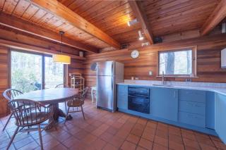 Whispering Bluff - Private Beach - Pet Friendly - 5