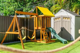 Fun Oasis Getaway Pool, BBQ, Games and More L77 - 6