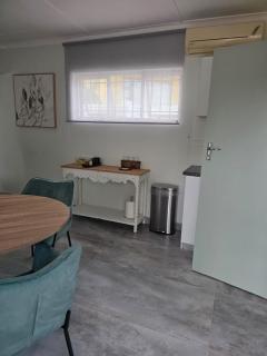 Pennington Splendor Apartment - 3