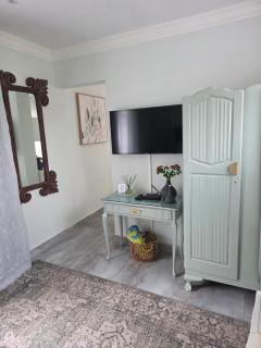 Pennington Splendor Apartment - 2