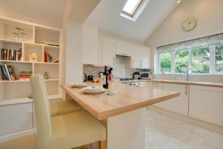 The Coach House - 4