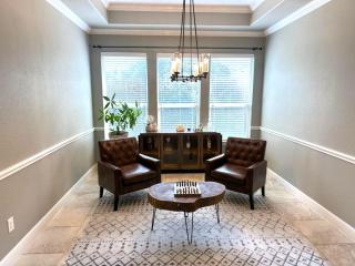Cozy 4bdrm 3bath Home in The Woodlands - 7