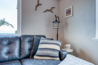 Pacific Peeks 2 - Oceanview Pet Friendly Retreat with EV Charging fee - 2