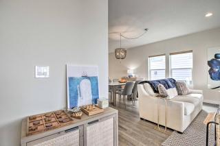 The Moby House Coastal Retreat with Ocean Views & Hot Tub - 5