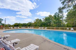 Poconos Family Home with Game Room and Community Perks - 8