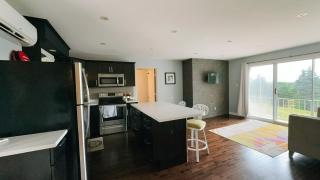 Queens Villa Bed and Breakfast - 1